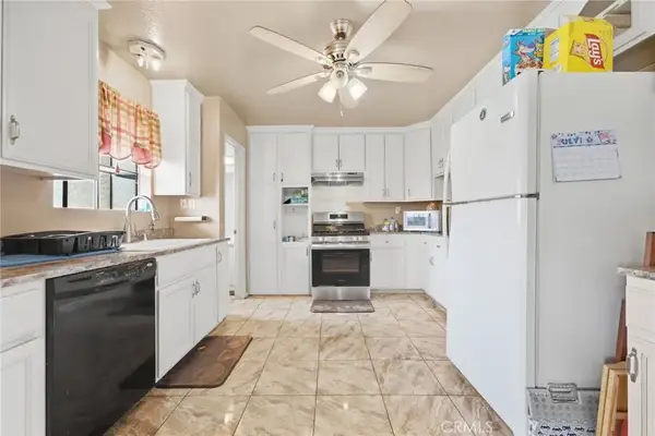 8634 Park Street #3, Bellflower, CA 90706