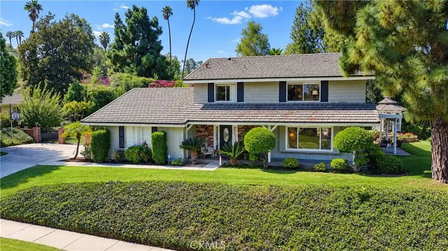 1230 Via Vallarta, Riverside, CA 92506 - #2