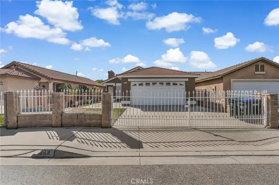 569 Award Drive, Colton, CA 92324 - #2