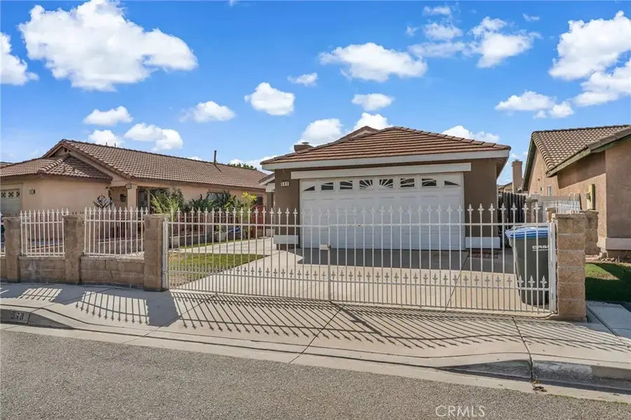 569 Award Drive, Colton, CA 92324 - #3