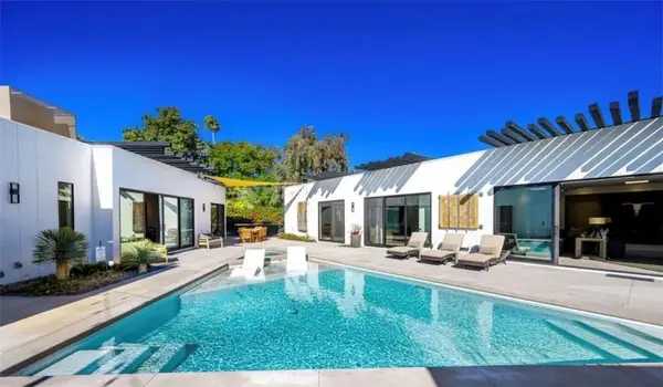 400 W Santa Catalina, Palm Springs, CA 92262