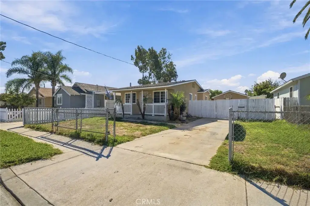5510 Roosevelt Avenue, Santa Ana, CA 92703 - #1