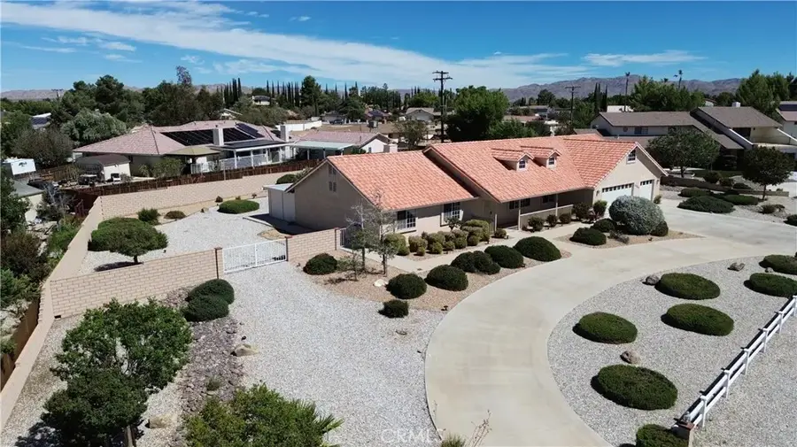 20060 Waco Court, Apple Valley, CA 92308 - #2