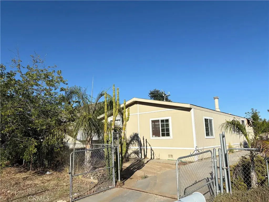 25148 Avenida Valencia, Homeland, CA 92548 - #1