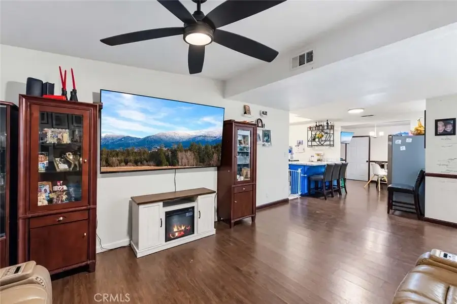1021 W Avenue J13, Lancaster, CA 93534 - #3