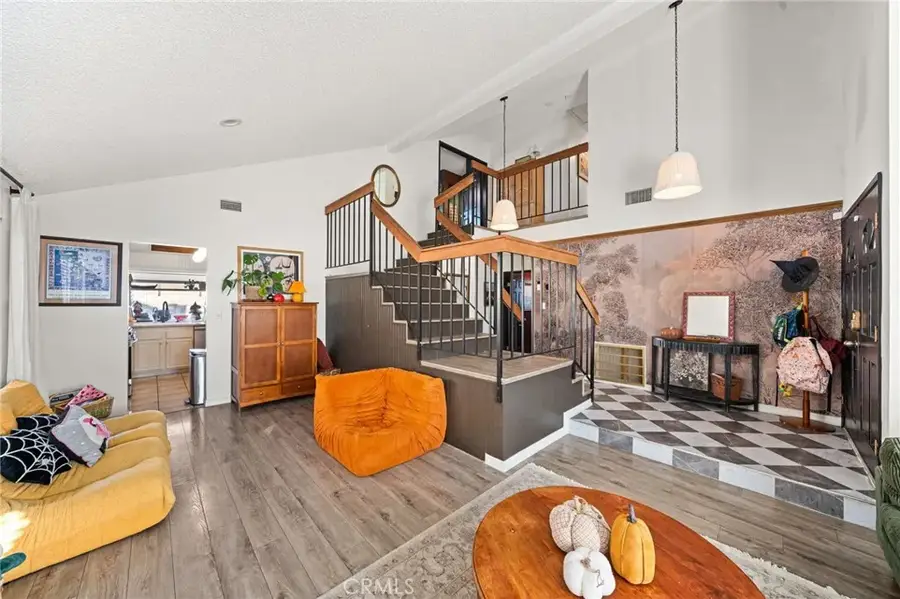 1524 Clay, Redlands, CA 92374 - #3