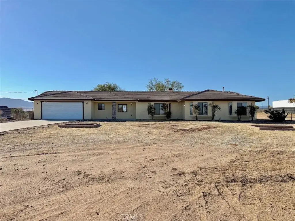 18075 Verano, Hesperia, CA 92345 - #1