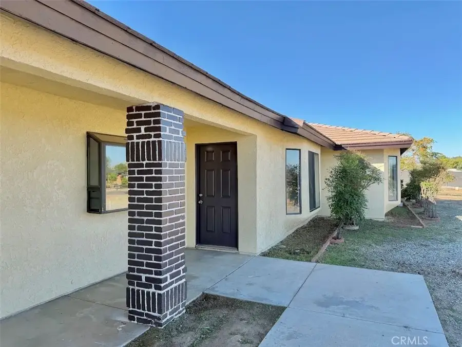 18075 Verano, Hesperia, CA 92345 - #3