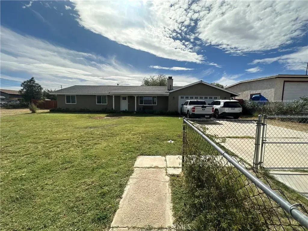15333 Jasmine, Victorville, CA 92395 - #1