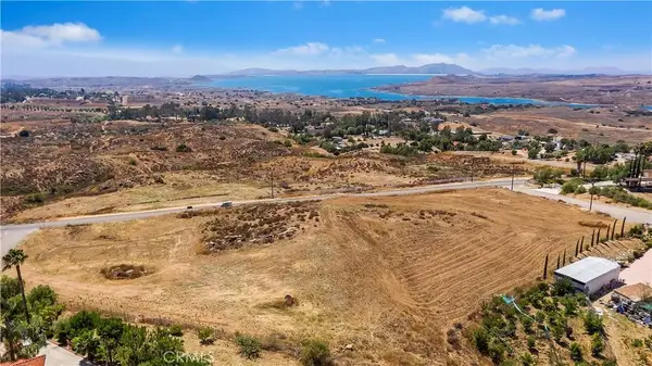15718 Williams, Lake Mathews, CA 92570