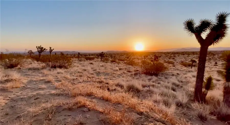 777 La Brisa, Yucca Valley, CA 92284 - #2
