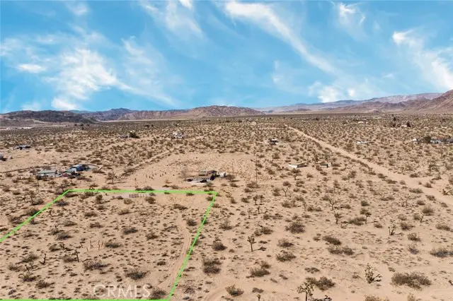 1225 Georges, Landers, CA 92285 - Image #3