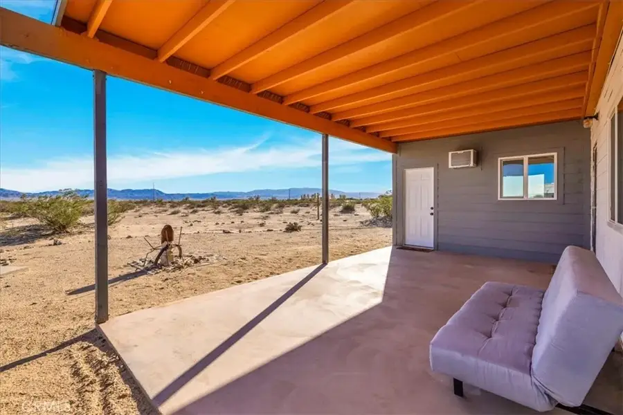 84753 Eddie Albert, Twentynine Palms Yucca Valley, CA 92277 - Image #2