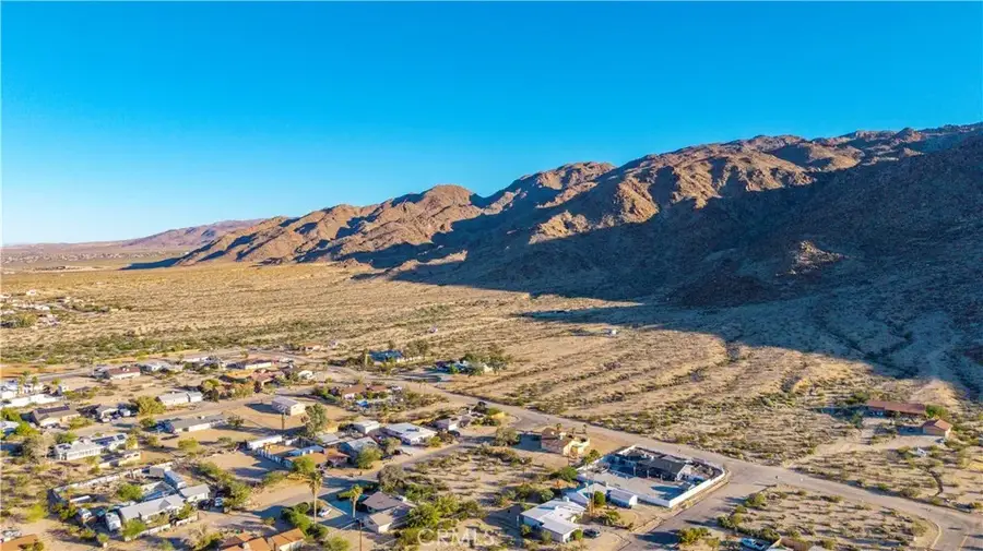 7062 Estrella, Twentynine Palms, CA 92277 - Image #3