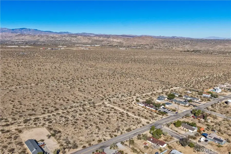 7442 Olympic, Joshua Tree, CA 92252 - Image #2