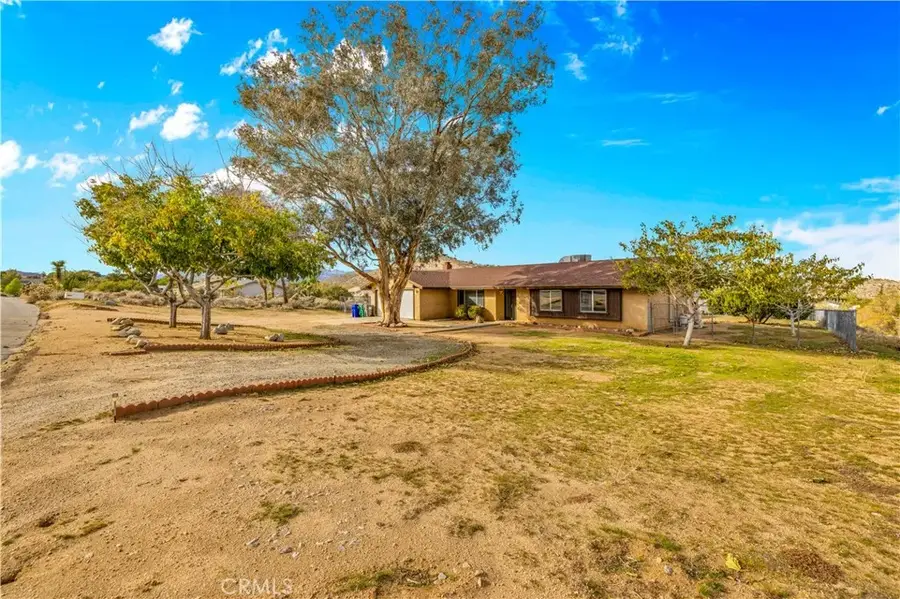 58116 Desert Gold Drive, Yucca Valley, CA 92284 - Image #2