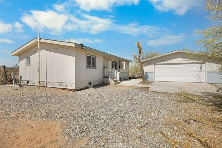 59125 Shayne Lane, Landers, CA 92285 - Image #2