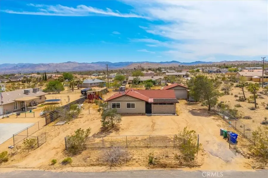 58331 Caliente Street, Yucca Valley, CA 92284 - Image #2