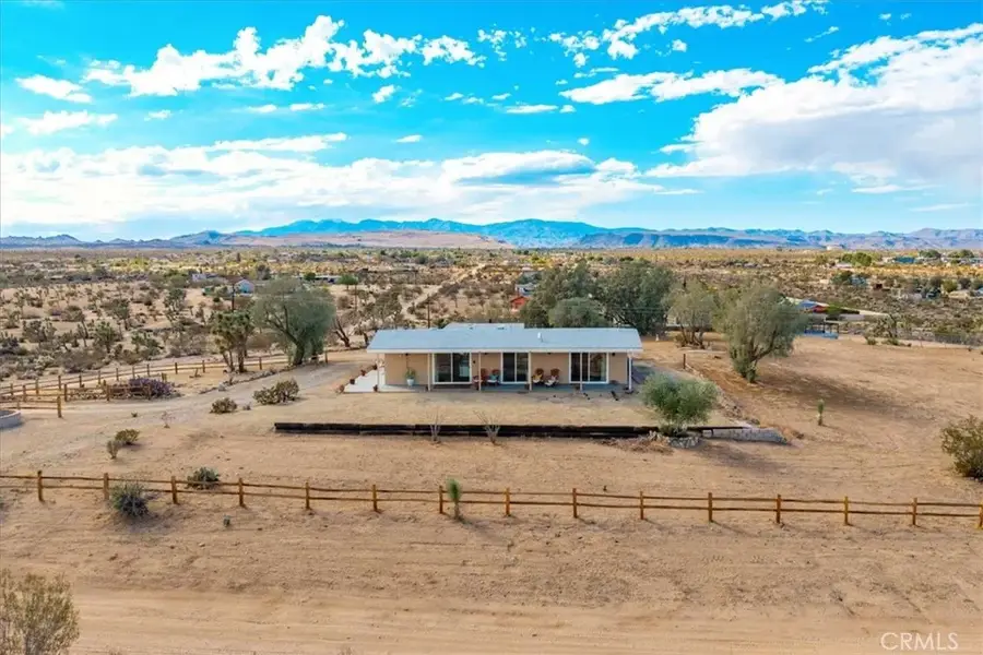 3636 Indio Avenue, Yucca Valley, CA 92284 - #2