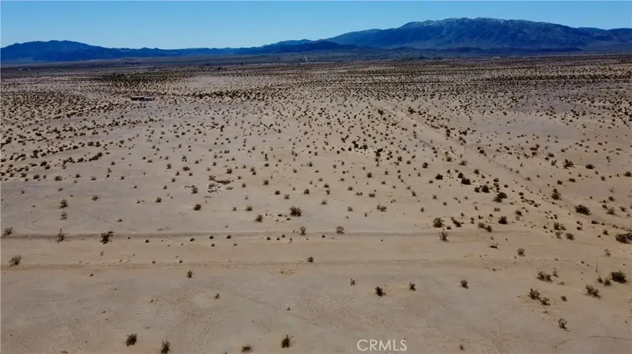 6 Topaz, Twentynine Palms, CA 92277 - #3