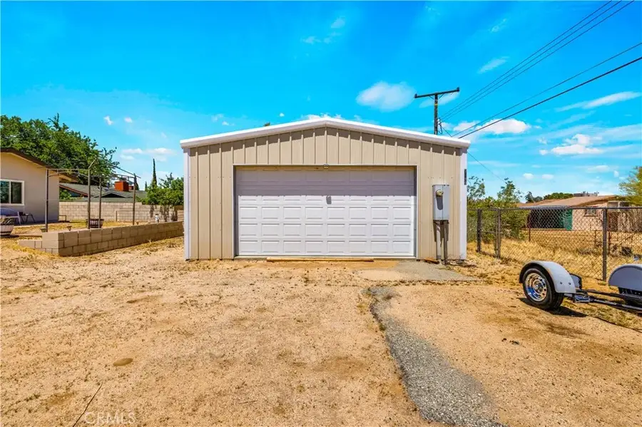 7599 Joshua Lane, Yucca Valley, CA 92284 - Image #3