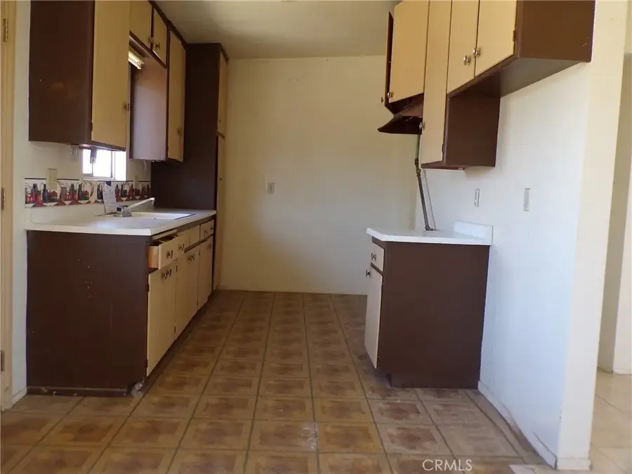 6810 Maude Adams, Twentynine Palms, CA 92277 - Image #3