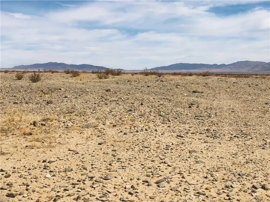 5 Raymond, Twentynine Palms, CA 92277 - #1