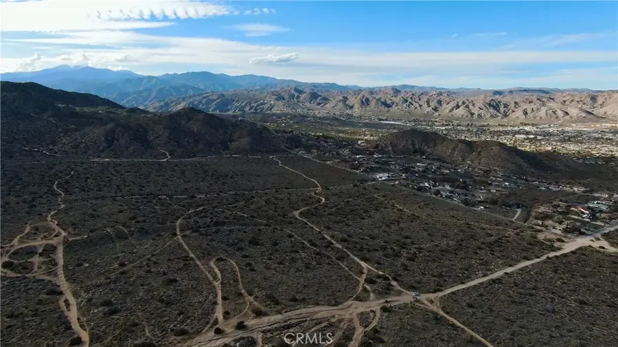 56007 Golden Bee, Yucca Valley, CA 92284 - #2