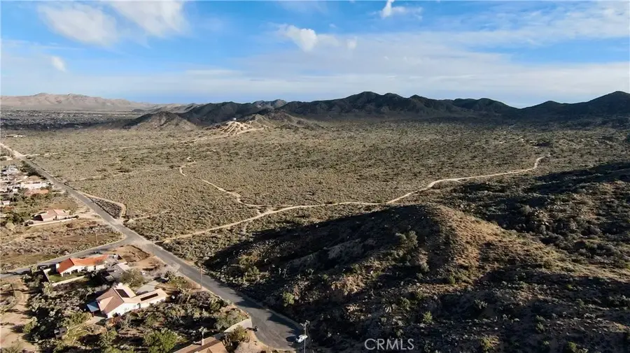 55811 Golden Bee, Yucca Valley, CA 92285 - #2