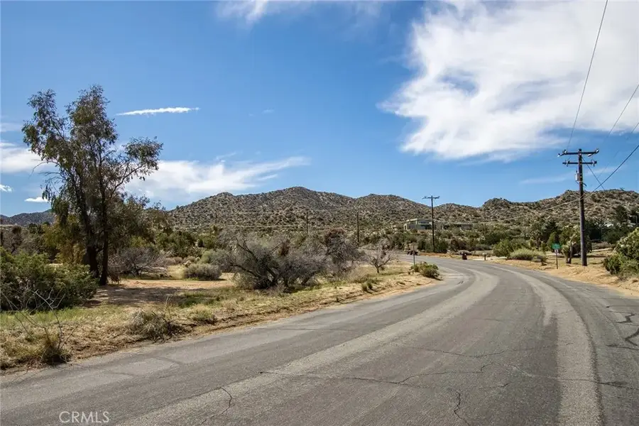 9486 Carmelita, Yucca Valley, CA 92284 - #2
