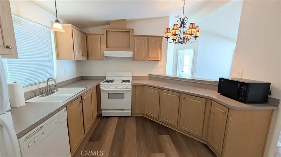 7501 Palm Unit#77, Yucca Valley, CA 92284 - #3