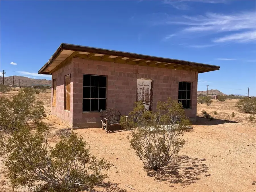 56172 Cone Boulevard, Landers, CA 92285 - #2