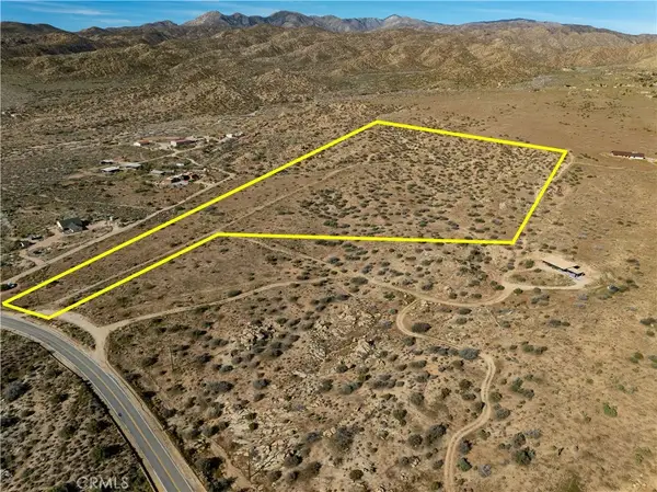 51856 Trails End, Pioneertown, CA 92268