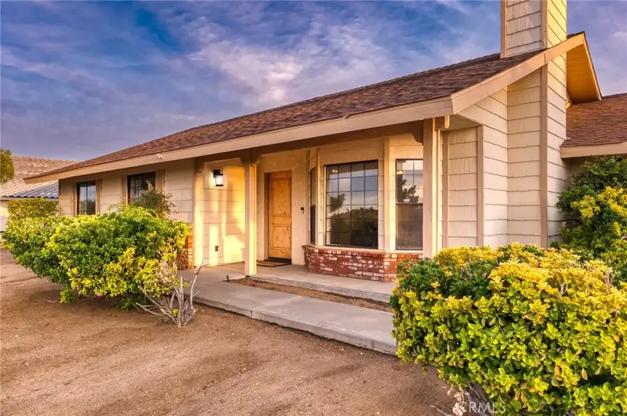 57731 San Tropeze, Yucca Valley, CA 92284 - #2