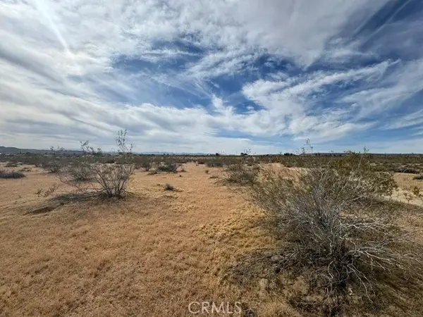 0 Artesia, Landers, CA 92285