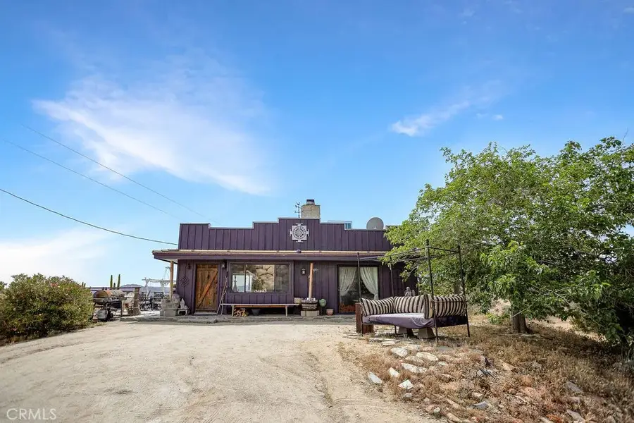 56564 Nelson Avenue, Yucca Valley, CA 92284 - #3