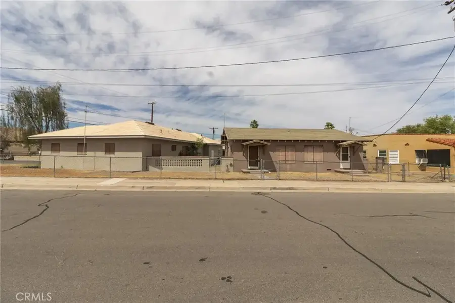 630 Acoma Street, Needles, CA 92363 - #2