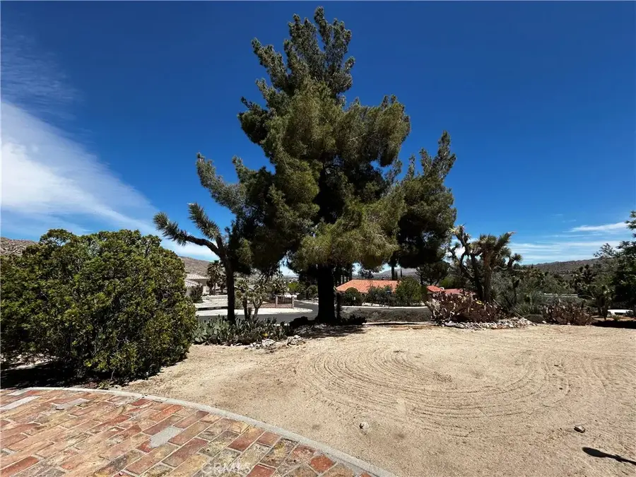 7456 San Remo Trail, Yucca Valley, CA 92284 - #2