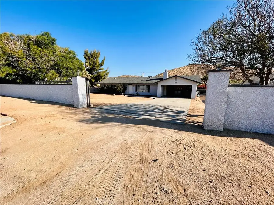 57806 Desert Gold Drive, Yucca Valley, CA 92284 - #2