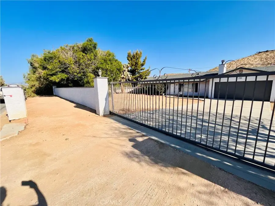 57806 Desert Gold Drive, Yucca Valley, CA 92284 - #3