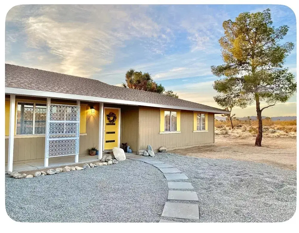 3893 Manchester Avenue, Yucca Valley, CA 92284 - #1