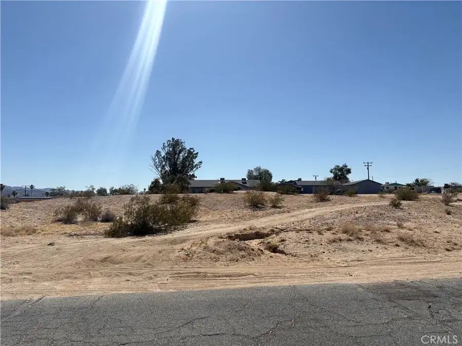 101 Desert Trail, Twentynine Palms, CA 92277 - #3