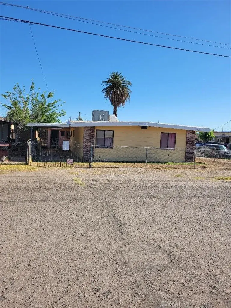 206 Chestnut, Needles, CA 92363 - #3
