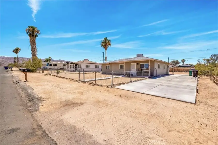 5566 Cahuilla, Twentynine Palms, CA 92277 - #3