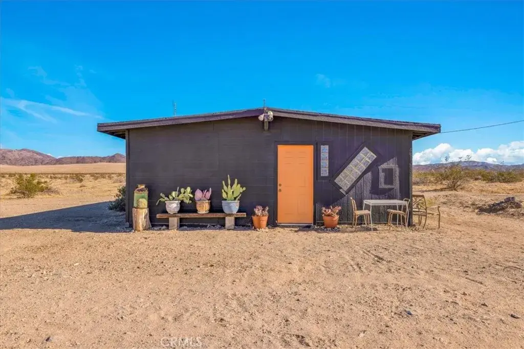 87101 29 Palms Highway, Twentynine Palms Yucca Valley, CA 92277 - #1