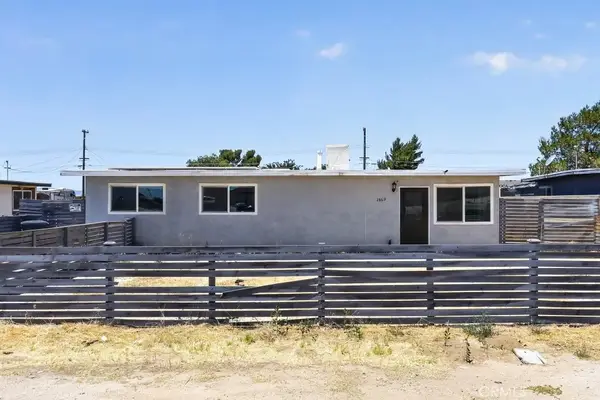 2869 Laurel Street, Rosamond, CA 93560