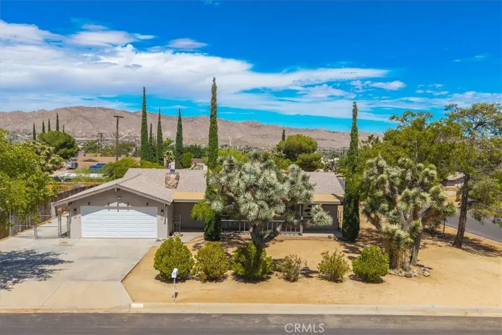 56388 Tamarisk Avenue, Yucca Valley, CA 92284 - #1