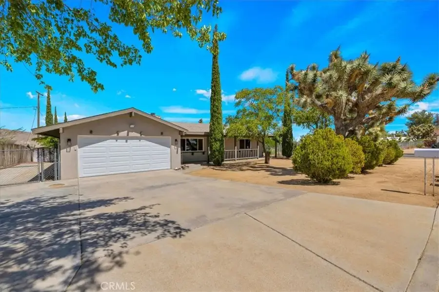 56388 Tamarisk Avenue, Yucca Valley, CA 92284 - #2