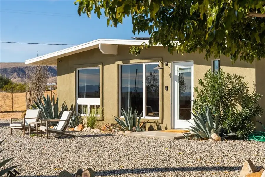 828 Cherokee Trail, Yucca Valley, CA 92284 - #3