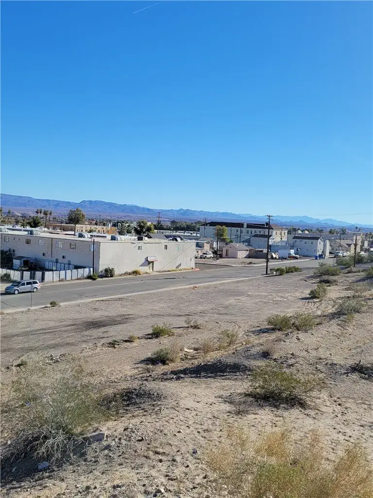 302 H, Needles, CA 92363 - #2